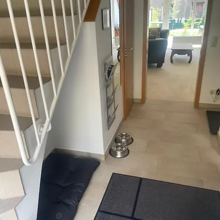 Gemuetliches Waldnahes Ferienhaus 펜션 *